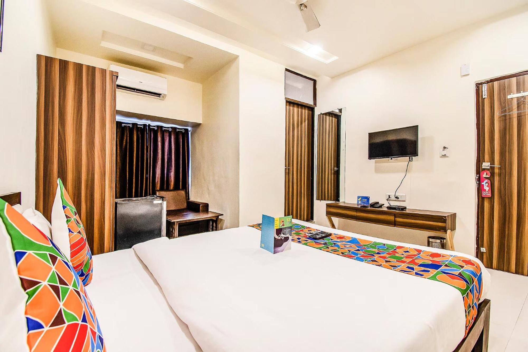 Fabhotel Maher Inn Ahmedabad Bagian luar foto